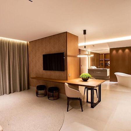 Amazon Aeroporto Hotel Куяба Экстерьер фото