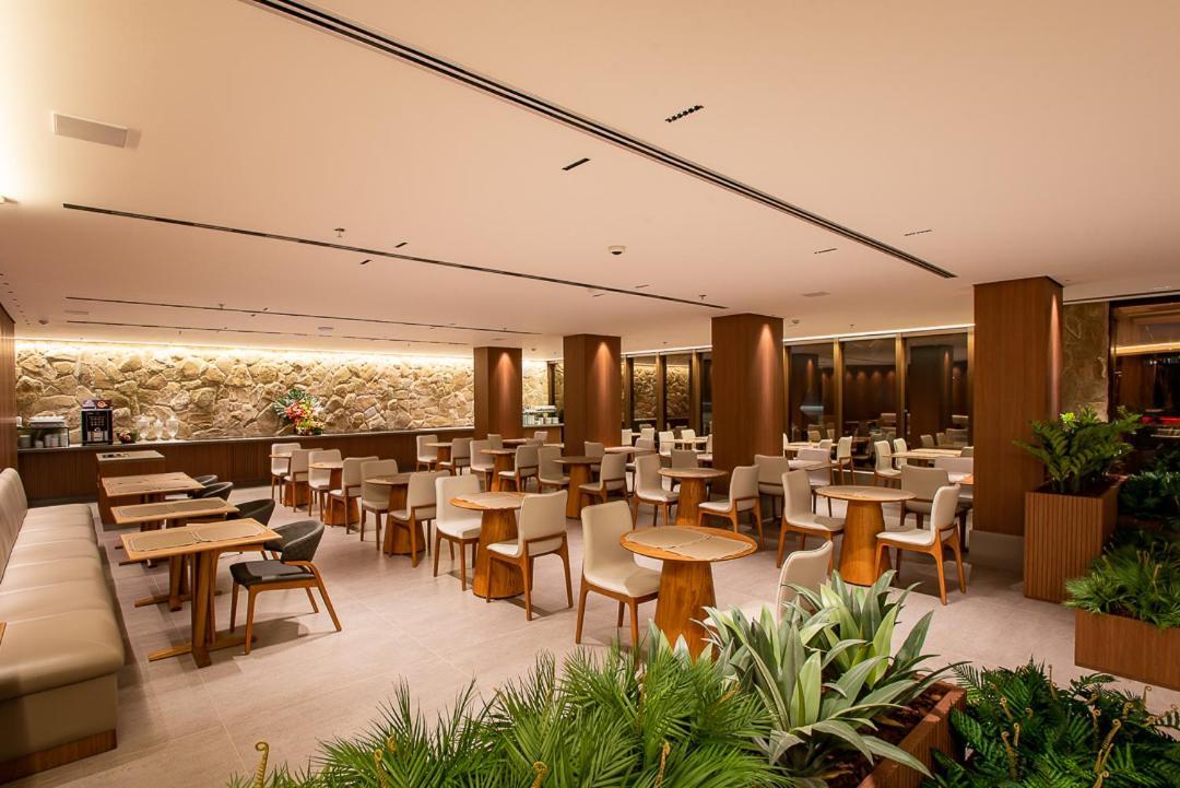 Amazon Aeroporto Hotel Куяба Экстерьер фото