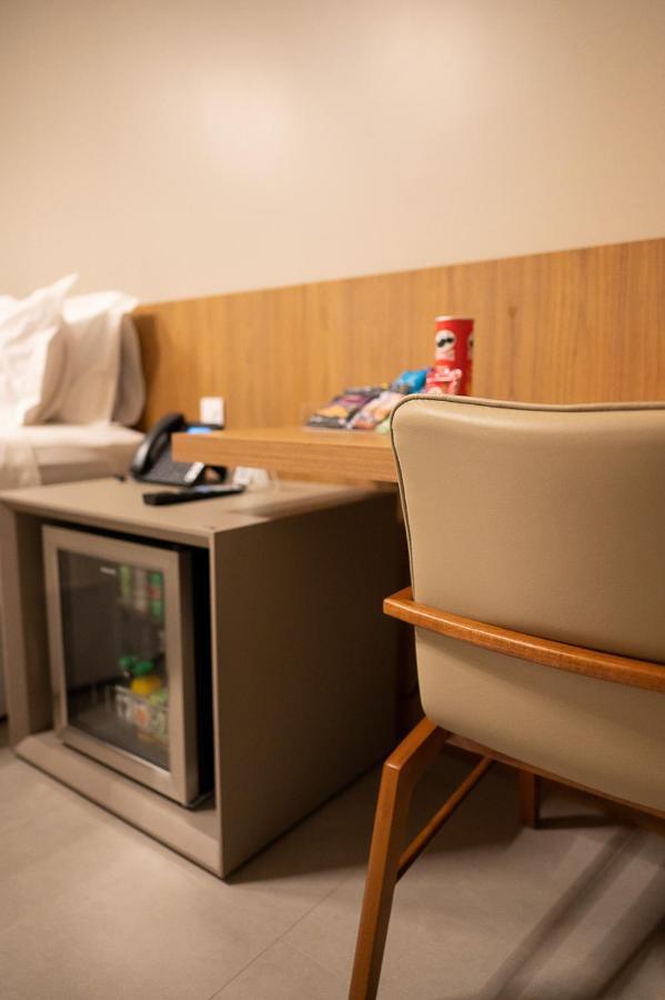 Amazon Aeroporto Hotel Куяба Экстерьер фото
