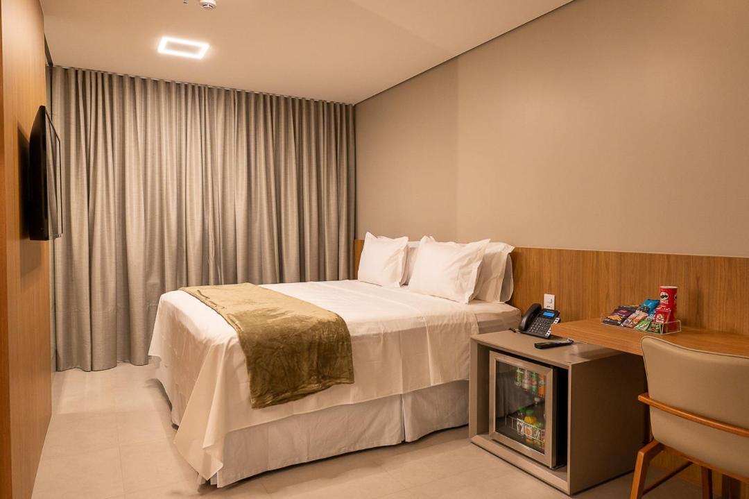 Amazon Aeroporto Hotel Куяба Экстерьер фото