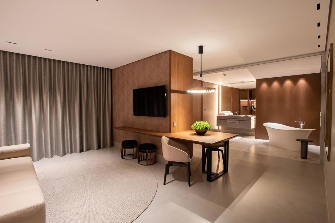 Amazon Aeroporto Hotel Куяба Экстерьер фото