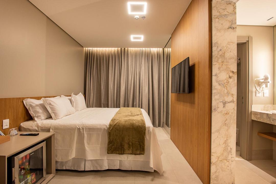 Amazon Aeroporto Hotel Куяба Экстерьер фото