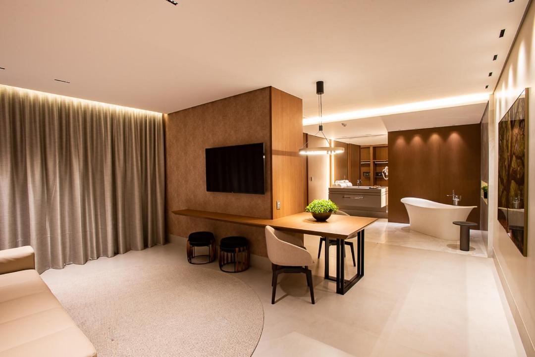 Amazon Aeroporto Hotel Куяба Экстерьер фото