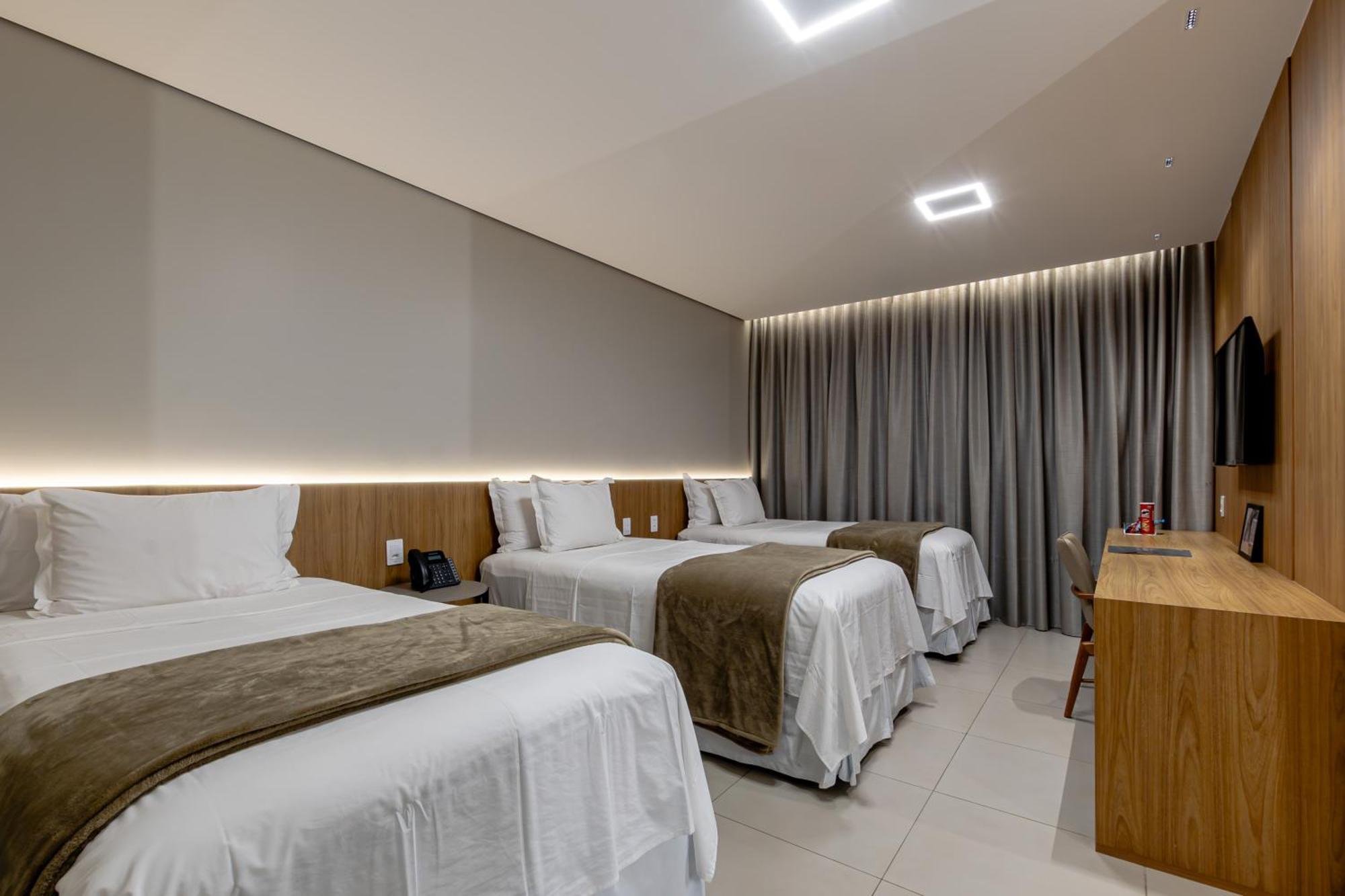 Amazon Aeroporto Hotel Куяба Экстерьер фото